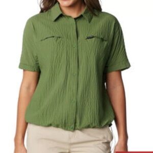 Columbia women  Green Shirt